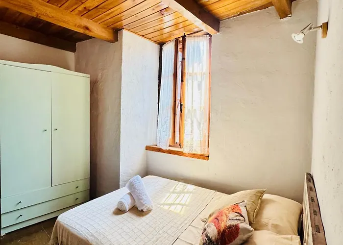 Casa Uishera Zajazd Vilamós