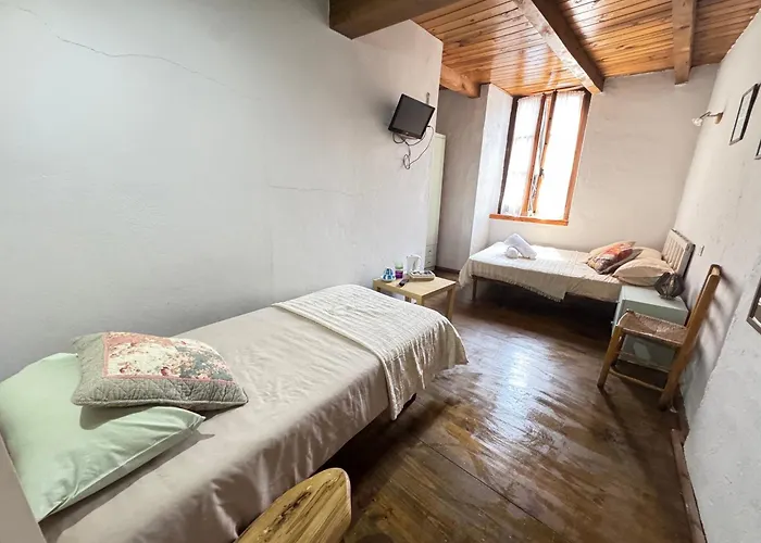 Zajazd Casa Uishera *