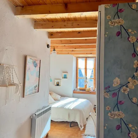 여관 Casa Uishera *
